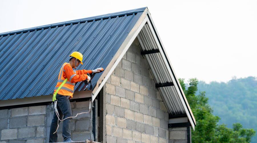 Professional residential roofers in Carlisle, AR